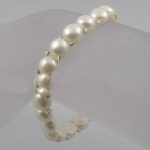 Pearl Bracelet Delicate