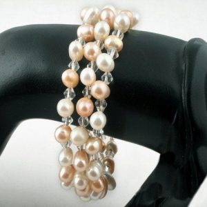 Elegant Cultured Pearl Bangle