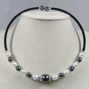 Pearl Choker Style Necklace